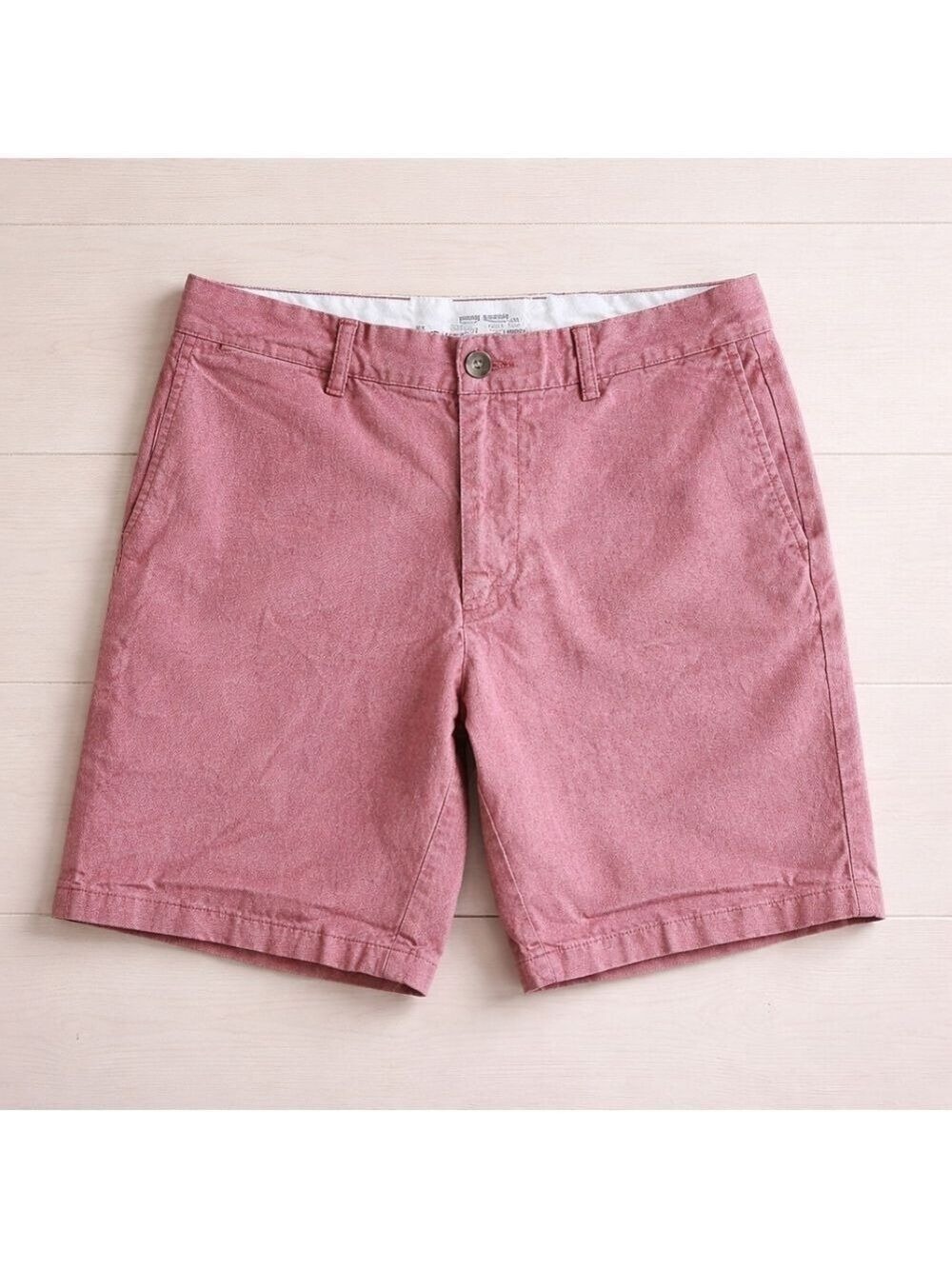 Old Navy Ultimate Slim Built-In Flex Shorts Mens 31 Pink Chino Summer